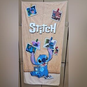 Stitch beach towel